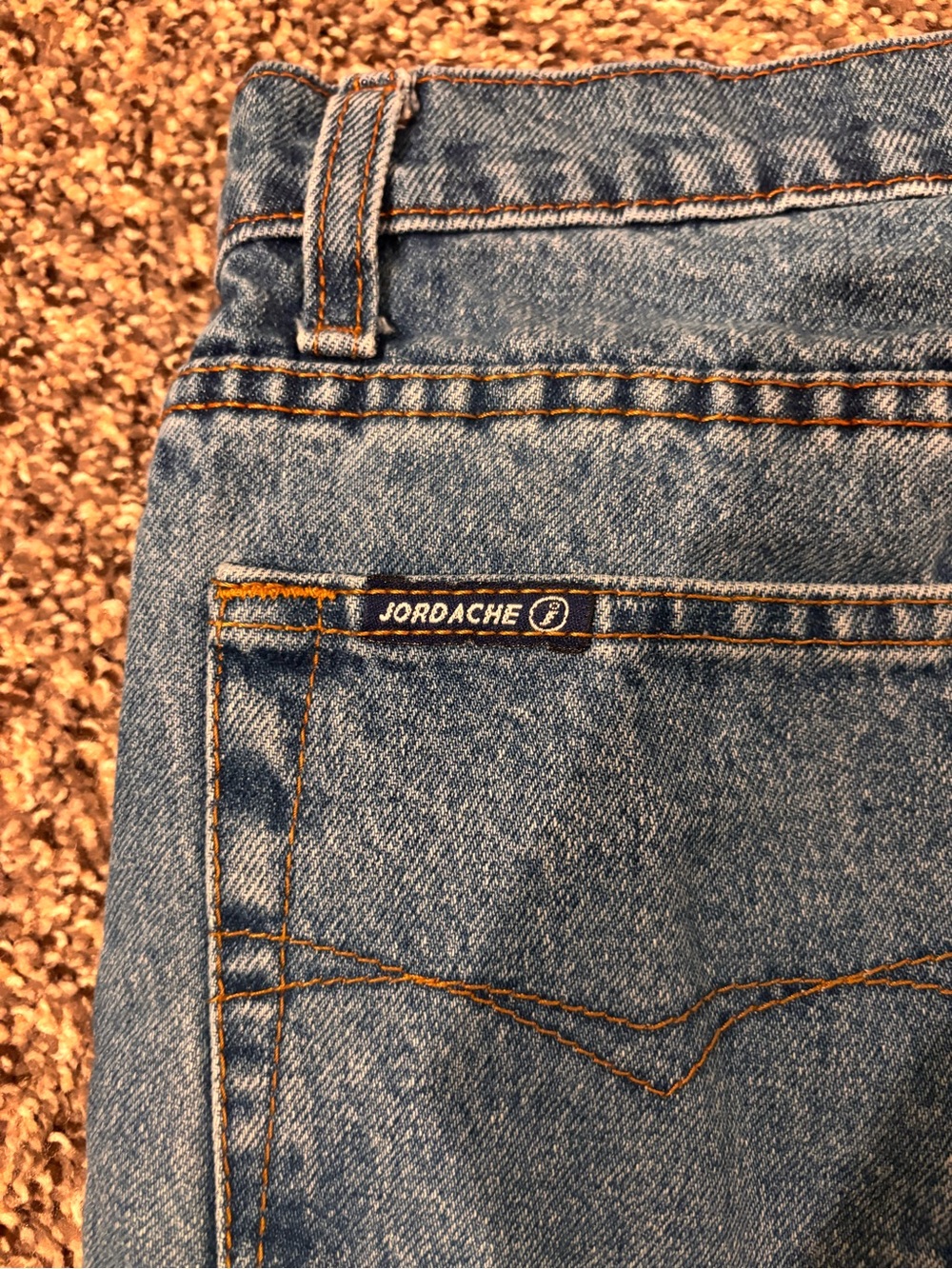 Vintage Jordache woman’s Light Blue Straight-Leg Denim Jeans